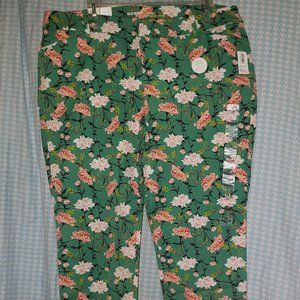 Old Navy Pixie Ankle Length Pants